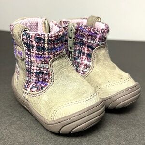Stride Rite- Adora Grey/Purple Boots-‎ Size: Baby 2, Side zipper, Pre-Owned
